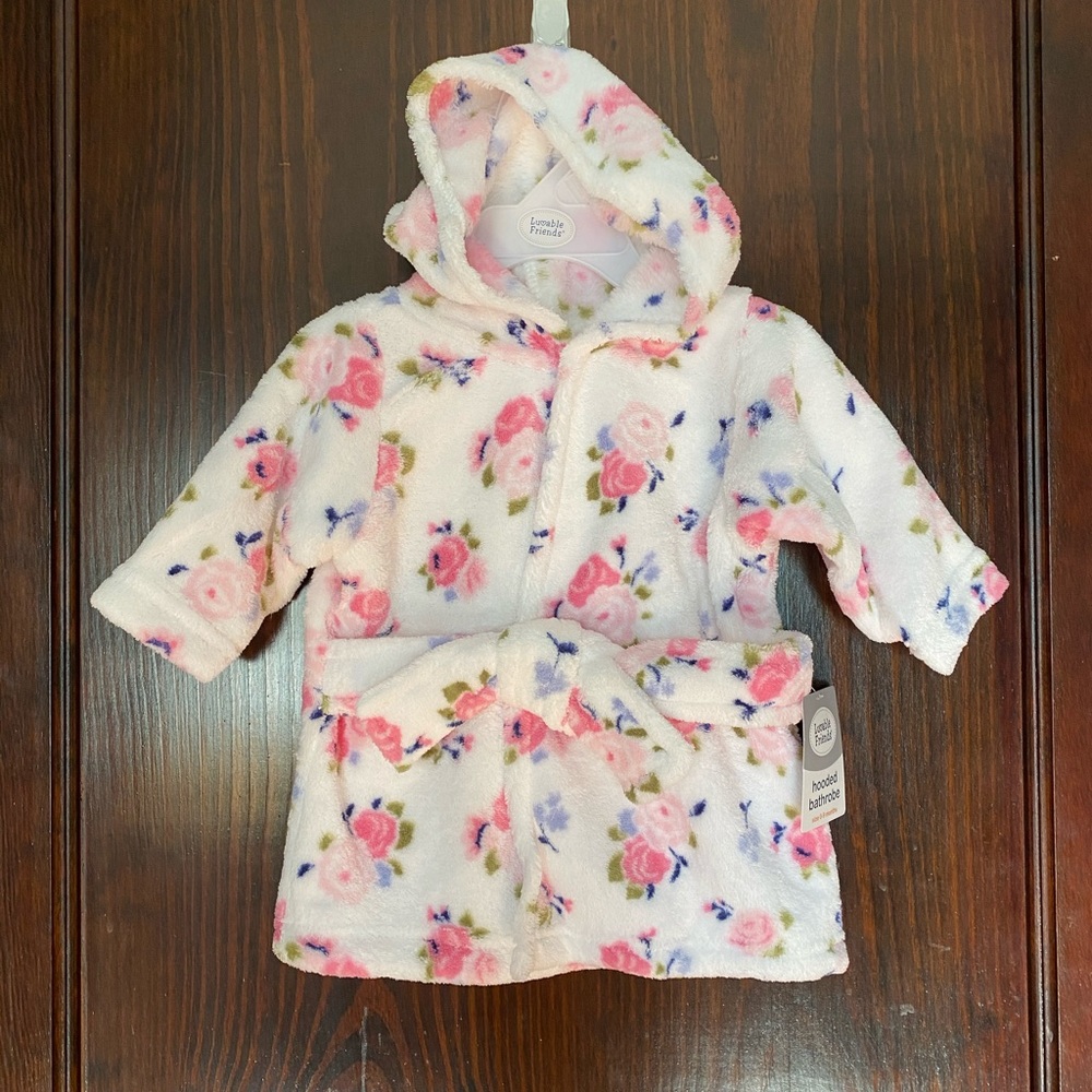 NWT plush newborn bathrobe